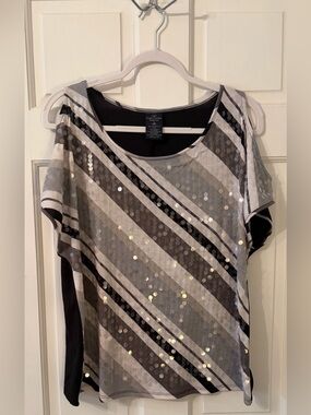 Faded Glory Sequin Cold Shoulder Top Women's 1X(16/18) Gray/Black Striped Blouse